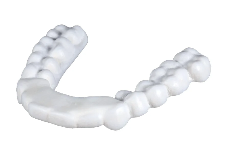 White oral appliance tray